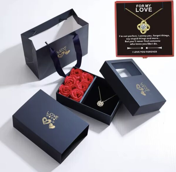 Rose Gift Box Four -leaf Grass Necklace Heart Necklace